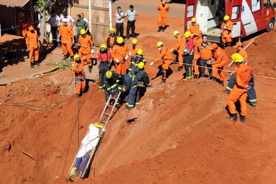 Falta de manutenção em equipamento mata nove operários em Salvador