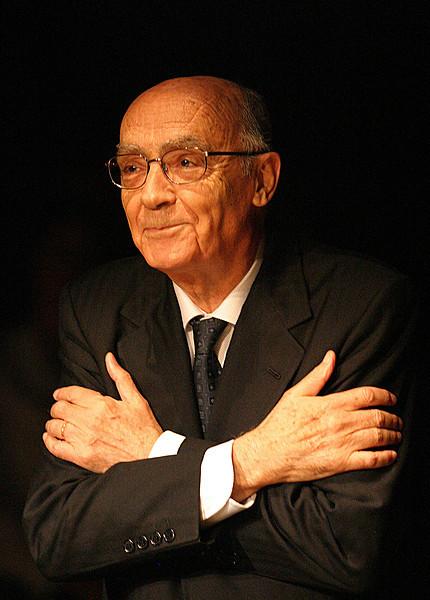 Morre o escritor e comunista português José Saramago