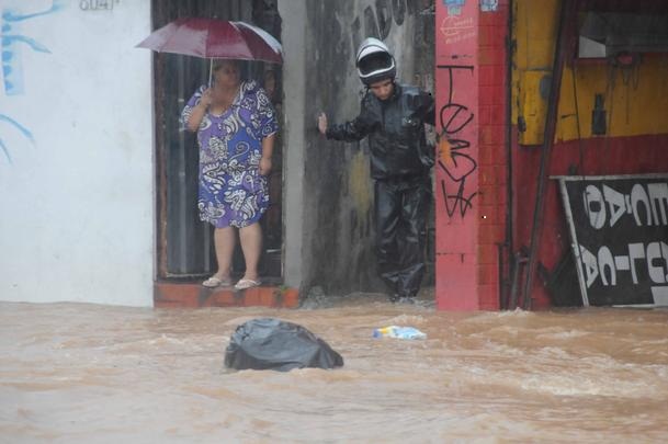 Minas Gerais sofre com descaso político em tempos de chuvas
