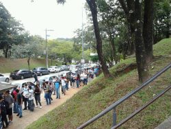 Fila para o bandejão da UFMG