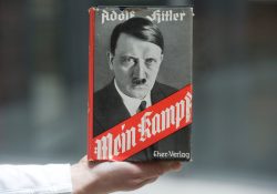 Alemanha lançará nova edição do livro Mein Kampf, de Hitler