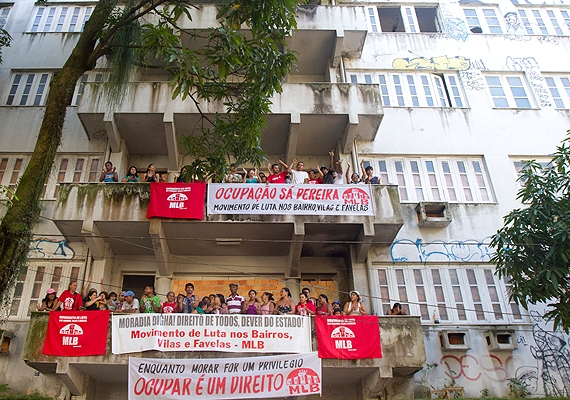 Ocupação Sá Pereira arranca compromisso para moradia em Belém