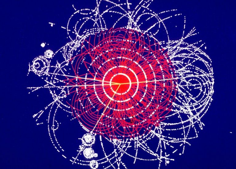O materialismo dialético e bóson de Higgs