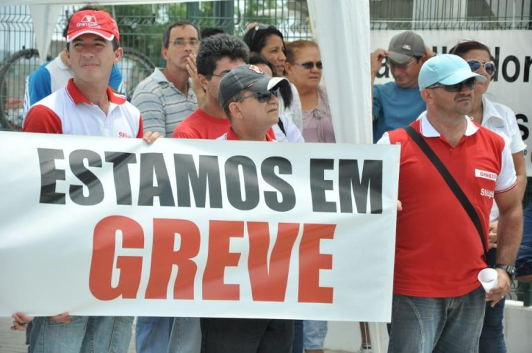 Greve dos eletricitários da Paraíba atinge grande mobilização