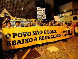 Monopólio privado das comunicações limita democracia no Brasil