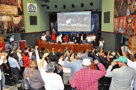 Encontro no México lança campanha internacional contra reformas trabalhahistas; edição de 2015 será no Brasil