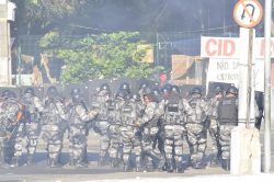 Polícia desocupa Parque do Cocó em Fortaleza 3