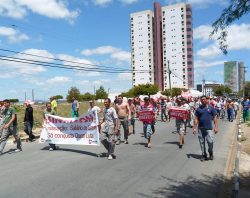 Greve na construção de Caruaru conquista aumento de salário e café regional