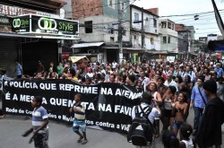 favela-mare-protesto