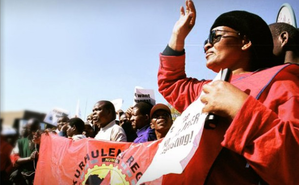 Metalúrgicos da África do Sul estão em greve desde 01 de julho