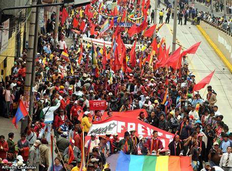 Manifestação unitária dos movimentos sociais acontece hoje em Quito