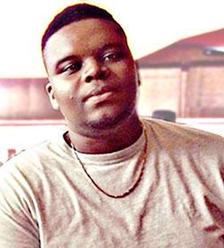 Michael Brown, 18 anos.