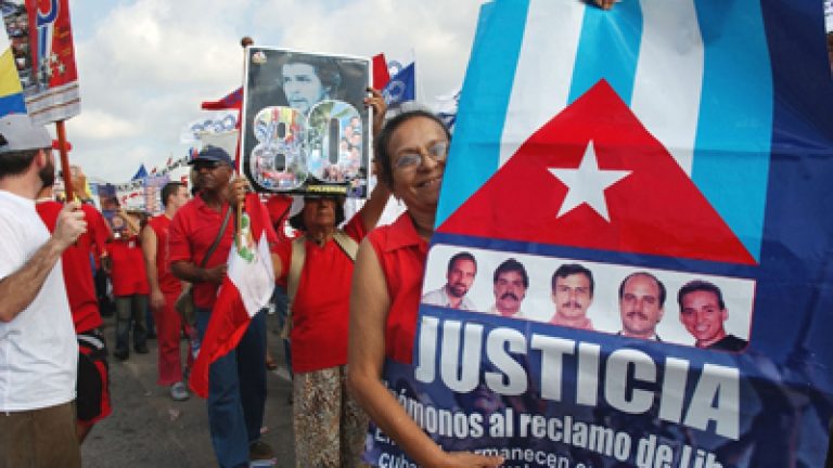 Os cinco patriotas cubanos estão livres