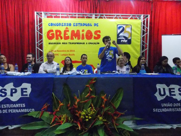 Uespe fortalece base do movimento com 1º Congresso de Grêmios