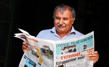 İhsan Çaralan, Membro do Secretariado do Partido do Trabalho da Turquia - EMEP e editor do jornal Evrensel