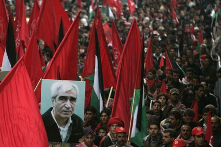 Presos palestinos conquistam vitória e suspendem greve de fome