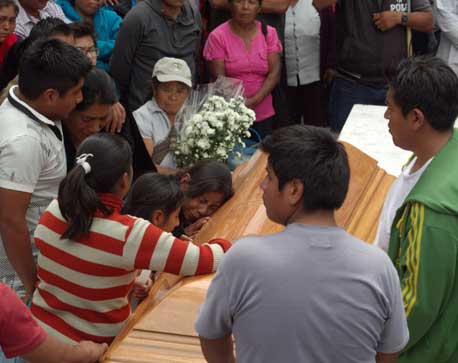 Banho de sangue no México: Polícia mata sete professores e um estudante; 22 desaparecidos