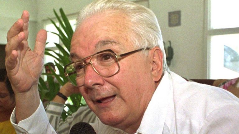 Morre Armando Hart, um dos líderes da Revolução Cubana