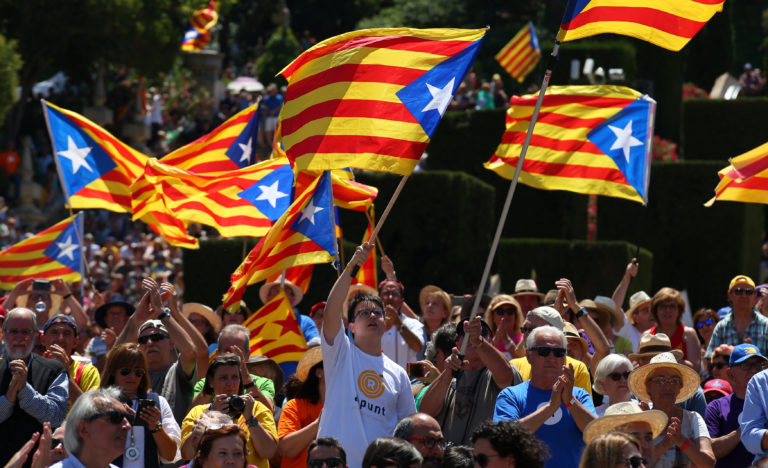 Catalunha: a saída é a República Popular