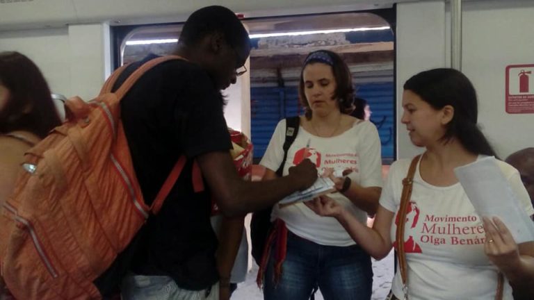 UP: 19 mil assinaturas nos trens do Rio
