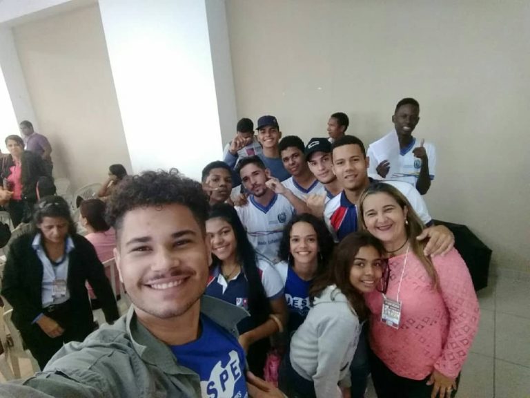 Estudantes ocupam as Conferências de Educação e Transporte Público em Pernambuco