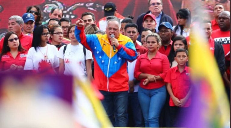 Todo apoio à Venezuela rebelada contra o domínio do Imperialismo!