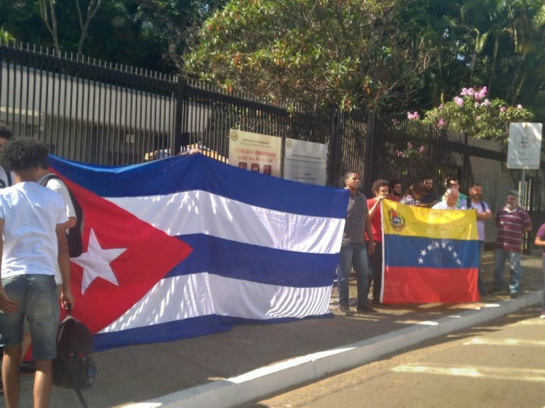 Ato Contra o Bloqueio Econômico à Cuba e Contra o Imperialismo dos EUA