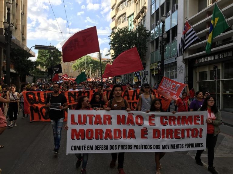 Angélica Lima, liderança de movimento por moradia, é libertada em São Paulo
