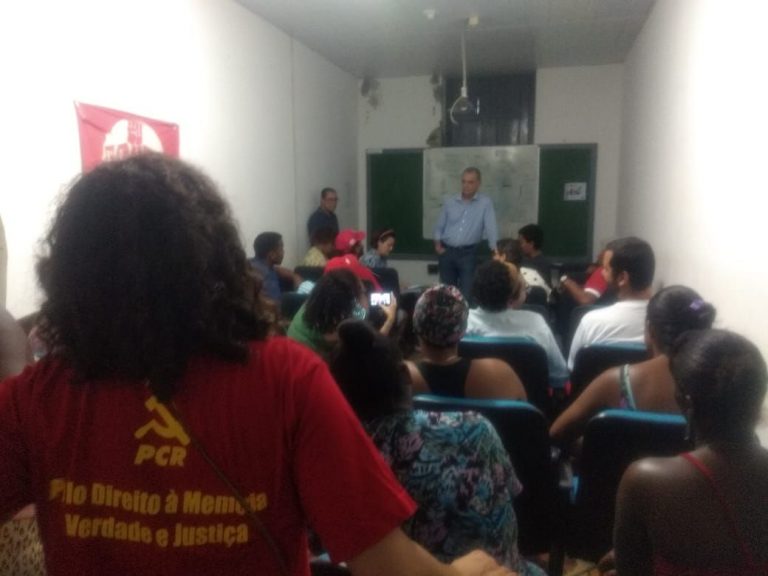 Secretário de Desenvolvimento e Urbanismo se reúne com MLB na Ocupação Maria Felipa