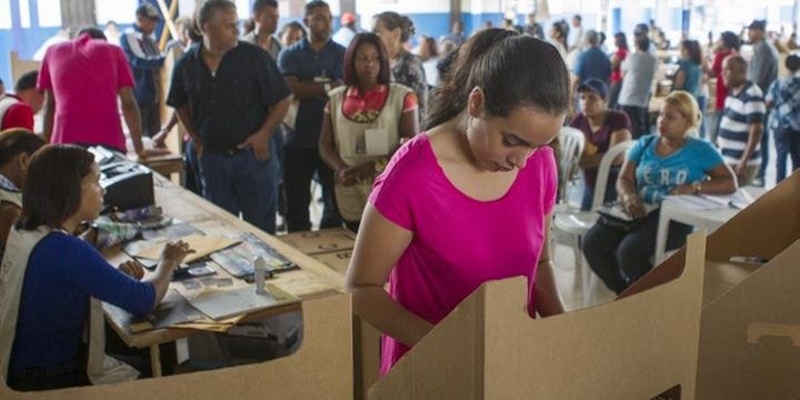 Eleições municipais são suspensas na República Dominicana