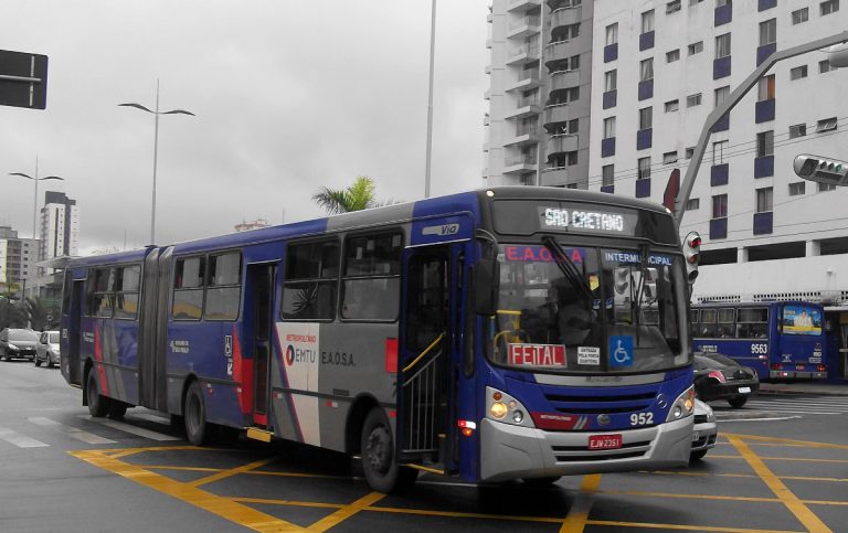 Prefeituras do ABC suspendem ônibus e prejudicam trabalhadores