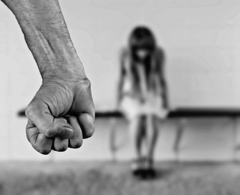 Casos de violência doméstica aumentam durante quarentena