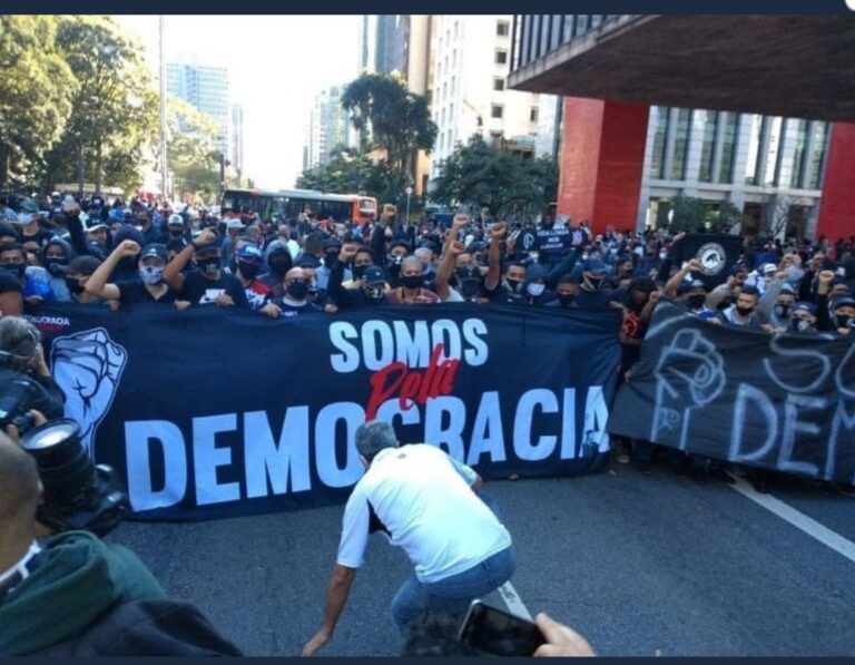Atos antifascistas ganham as ruas contra o Governo Bolsonaro