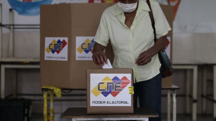 Povo venezuelano repudia direita golpista nas urnas