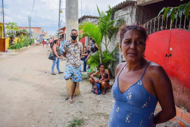 “Não tenho para onde ir”: famílias são despejadas em Mogi das Cruzes