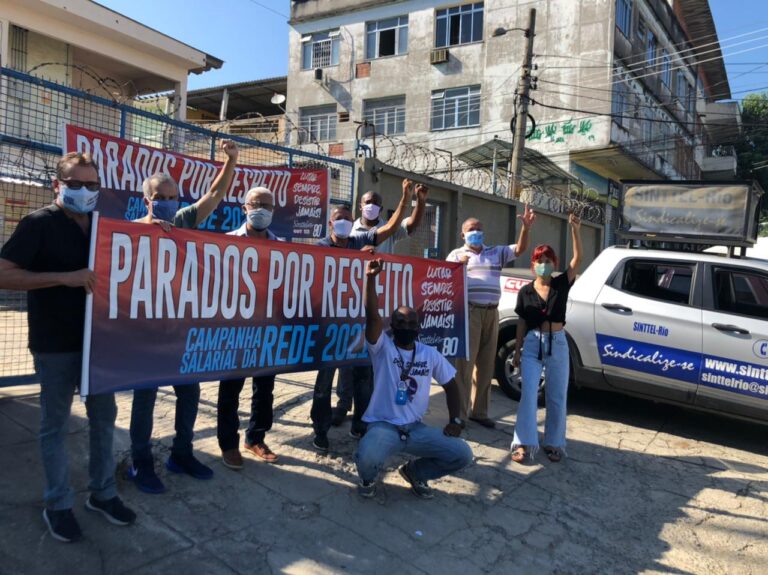 Trabalhadores em telecomunicações realizam greve de 24 horas no Rio