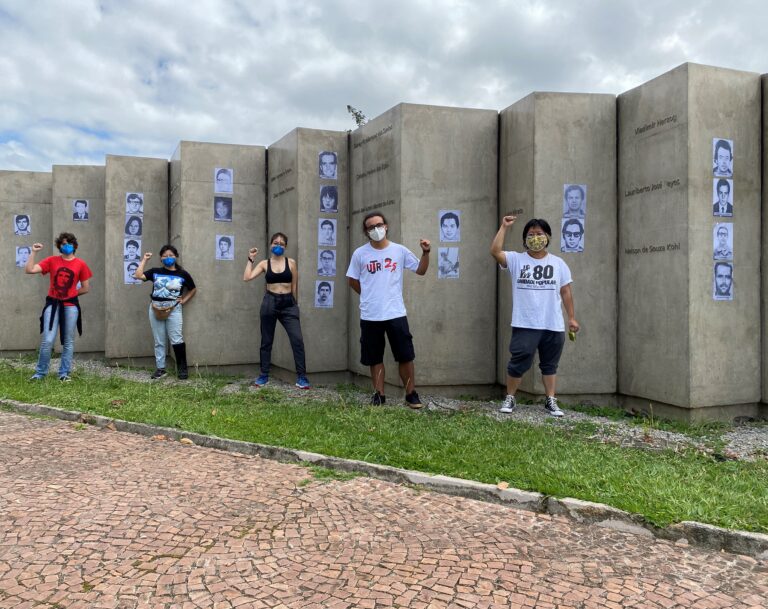 Estudantes revitalizam memorial em homenagem às vitimas da Ditadura na USP