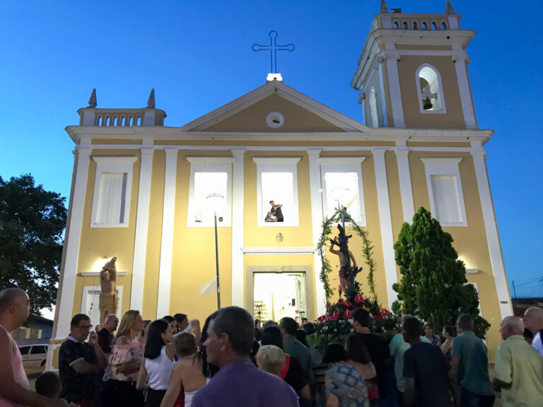 Prefeitura de Campos dos Goytacazes libera igrejas em plena crise da covid