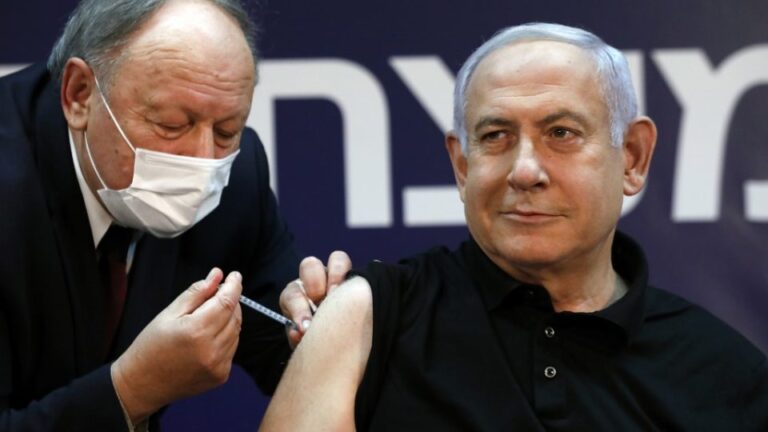 Israel nega vacina à população palestina