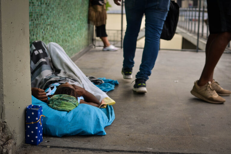 A dívida pública e a chantagem do “país quebrado”
