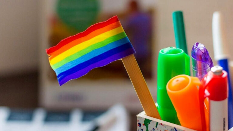 AERJ expõe dados preocupantes sobre a LGBTfobia no ambiente escolar
