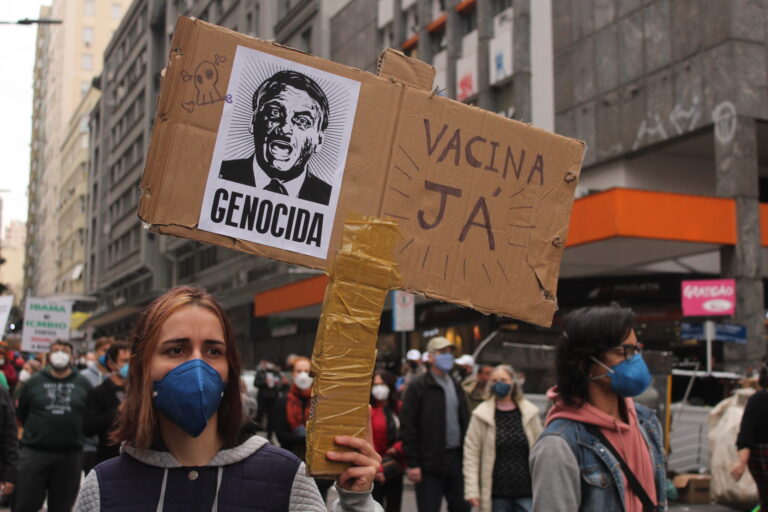 Novas denúncias revelam corrupção na compra de vacinas pelo governo Bolsonaro