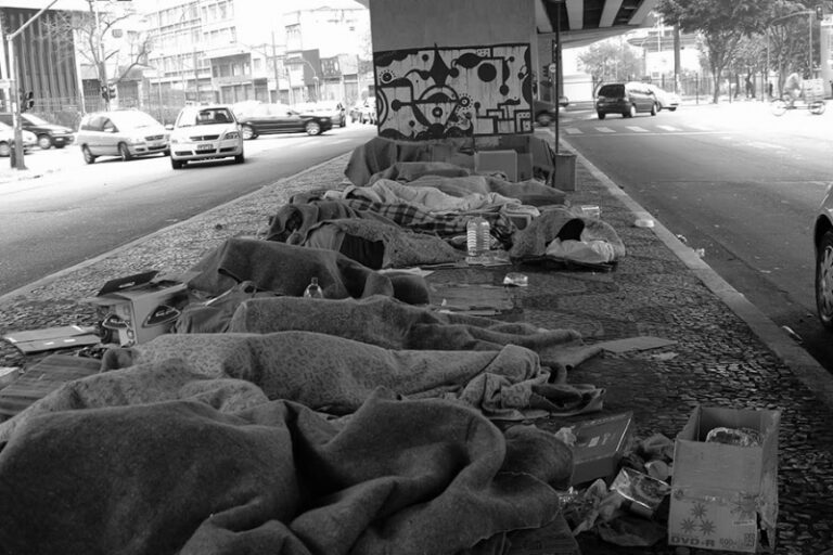 12 pessoas morreram de frio nas ruas de São Paulo em junho