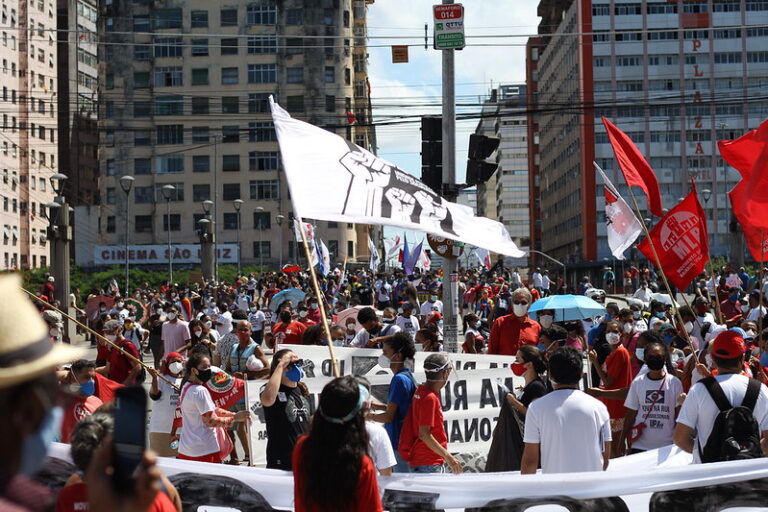 O levante popular e a marcha antifascista
