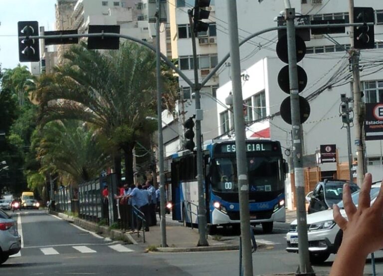 Transporte público de Campinas amanhece paralisado após assassinato de líder sindical