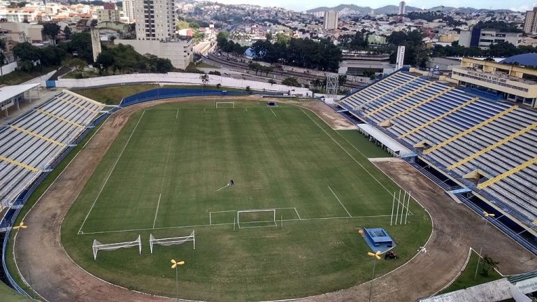 Privataria tucana quer acabar com o futebol em Santo André