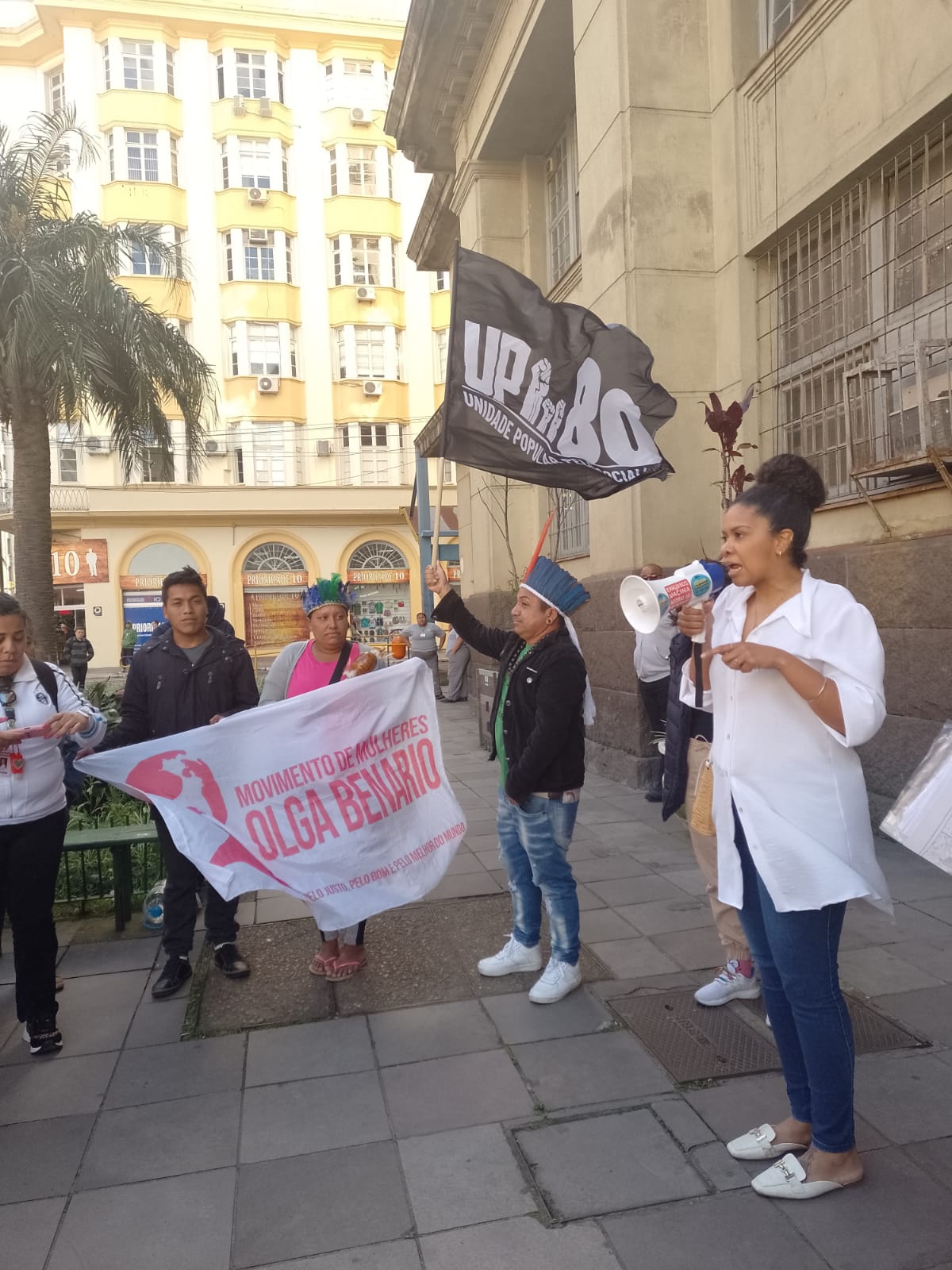 Movimento indígena e Unidade Popular apoiaram a luta. Fotos: Kaê Fonseca e Luiza Castro/Sul21