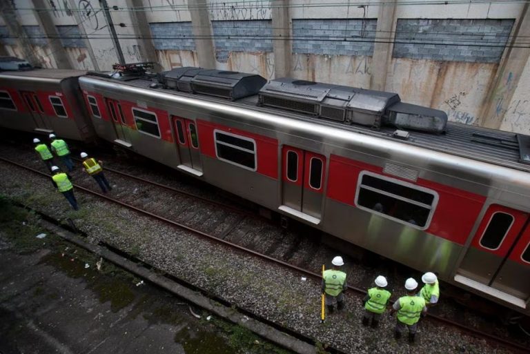 Privatizações das linhas de metrô são retrocesso para a população paulista