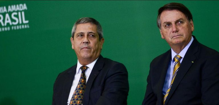 TSE torna Bolsonaro inelegível, mas absolve Braga Netto