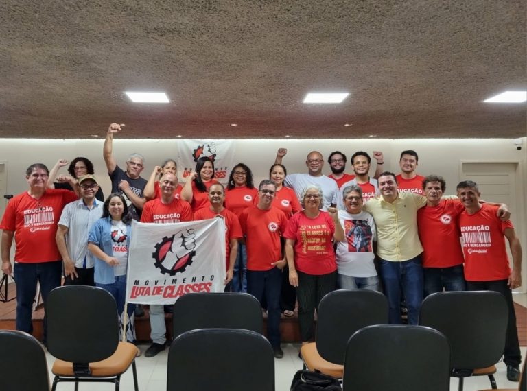 Sindicalistas debatem direitos trabalhistas em Congresso Estadual do MLC em Alagoas